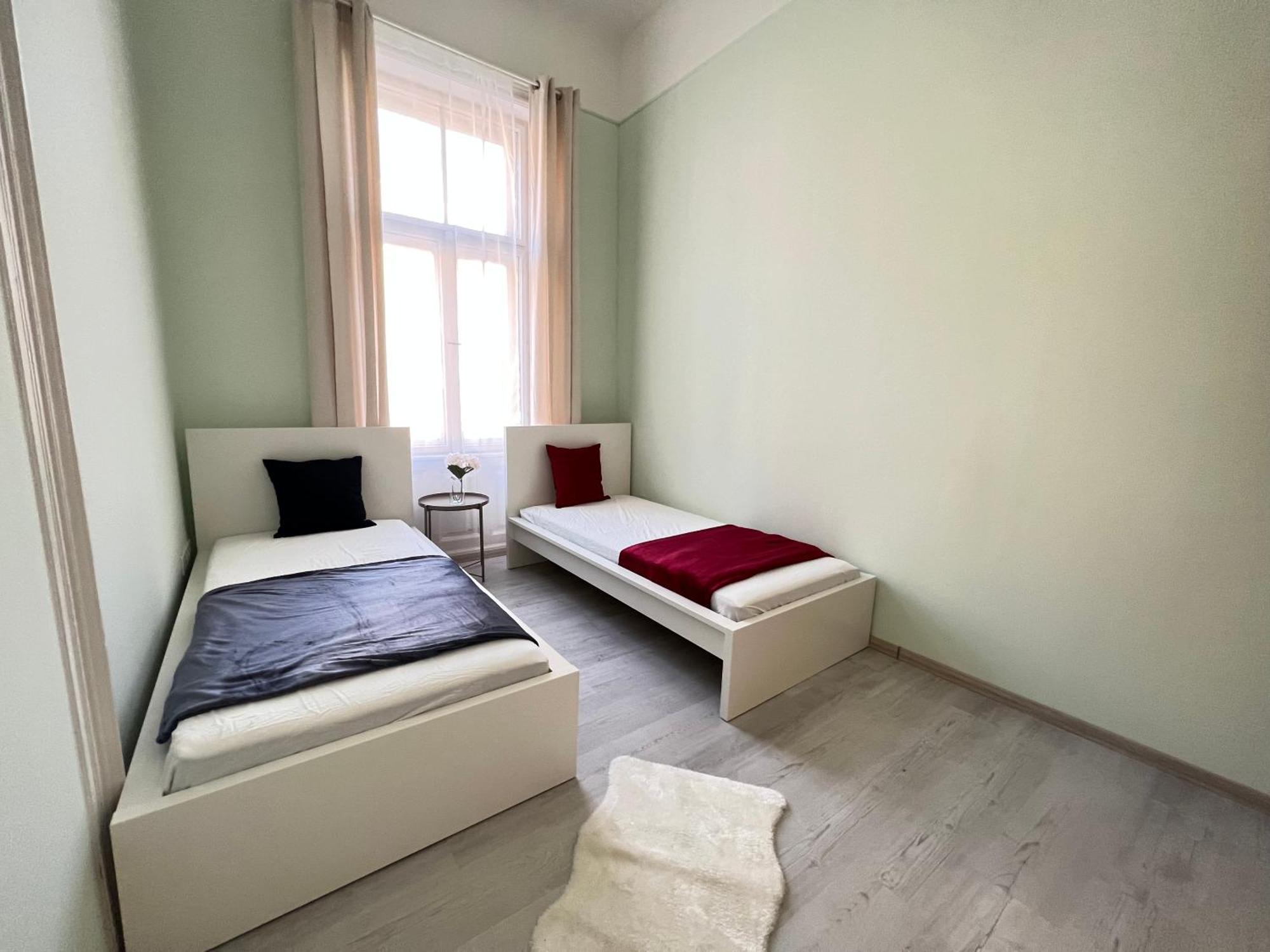 Baross Apartment With Convenience And Style Budapest Extérieur photo